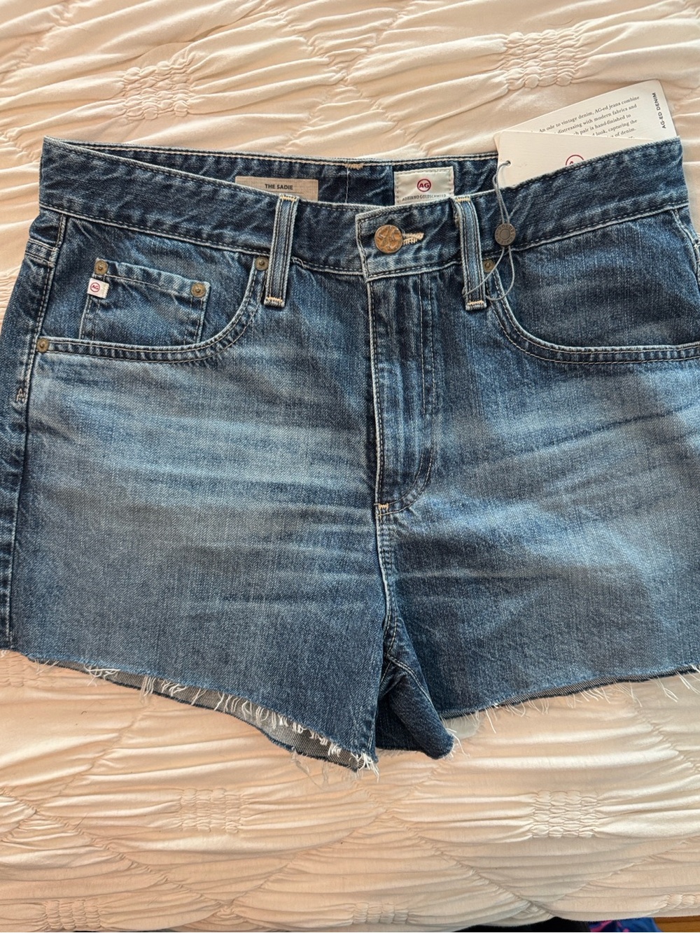 AG “The Sadie” High-Rise Cut Off Denim Shorts — Size 29  NWT
